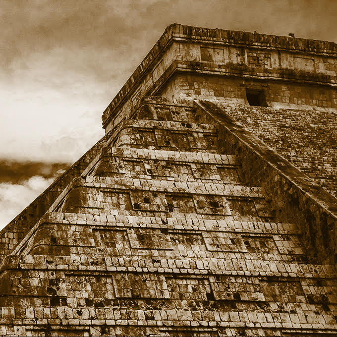 AZTEC ROOM - Image 5